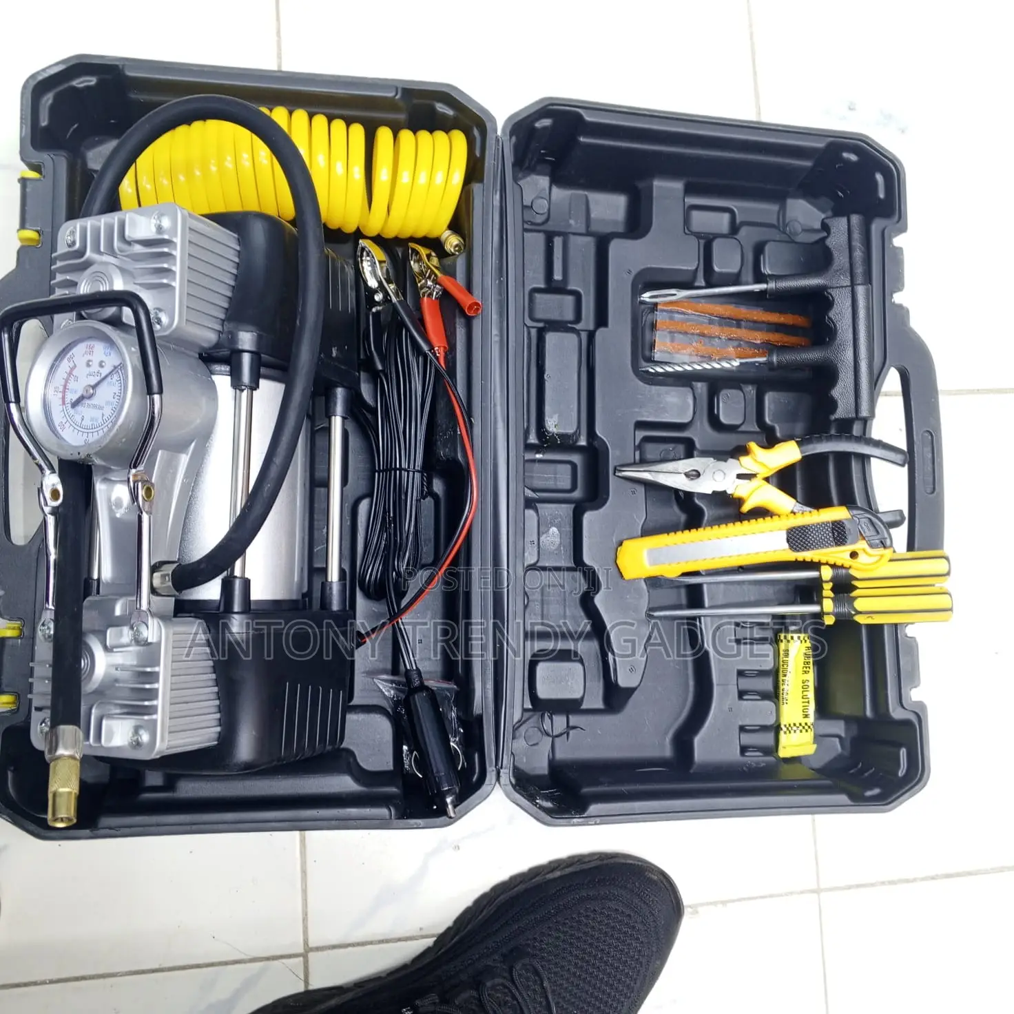 Double Cylinder Car Tire Air Compressor 150 Psi Repair Kit