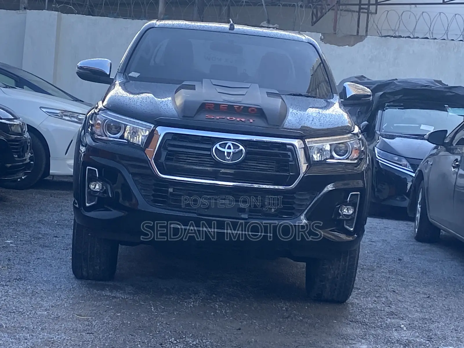 Toyota Hilux 2019 Black