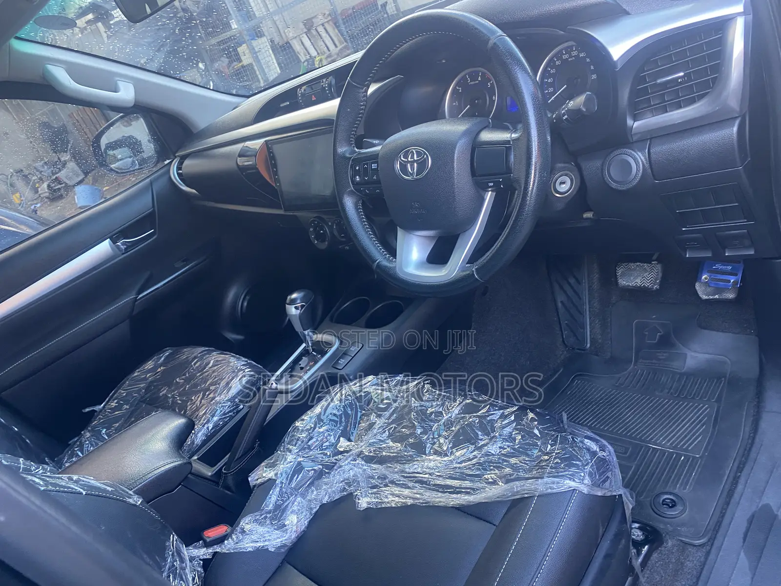 Toyota Hilux 2019 Black
