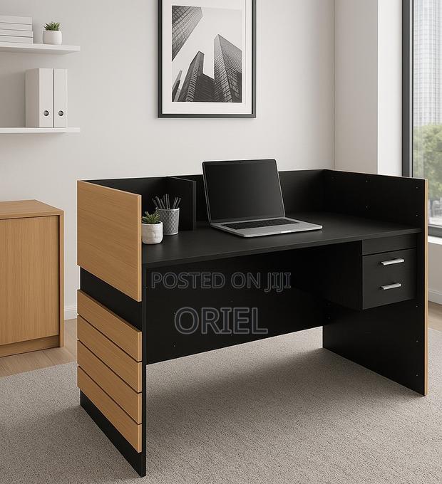 Office Desk : One-Way Executive Office Reception Desk - thumbnail 5