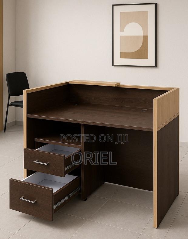 Office Desk : One-Way Executive Office Reception Desk - thumbnail 8