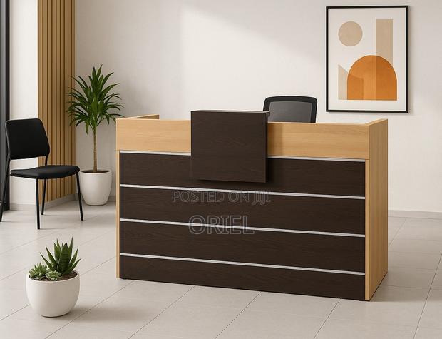Office Desk : One-Way Executive Office Reception Desk - thumbnail 9