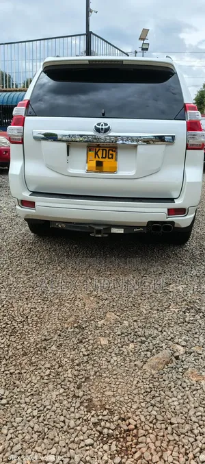 Toyota Land Cruiser Prado 2020 White