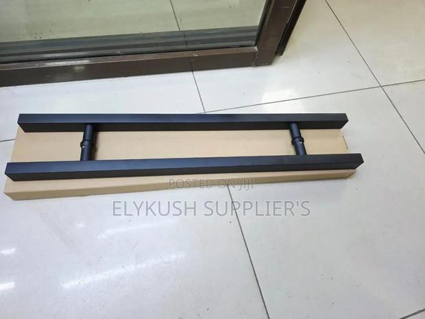 Flat Design H Handle