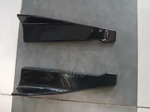 Car Rear Bumper Splitter Canards –Universal Black Diffuser Fins (Pair)