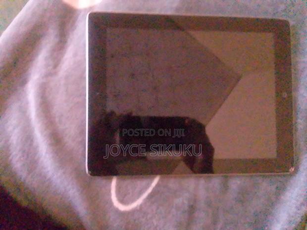 Apple iPad 9.7 16 GB Gray - thumbnail 2