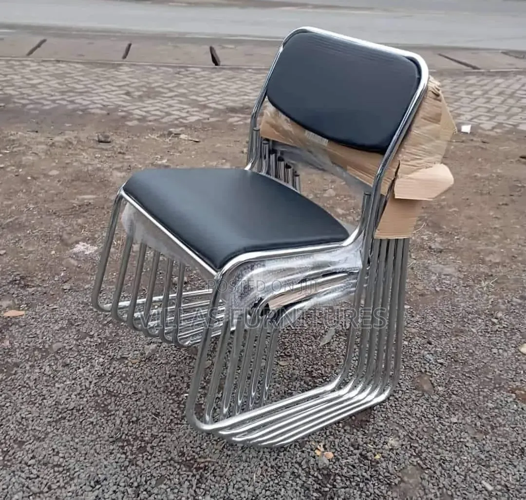 Modern Cfa Chair