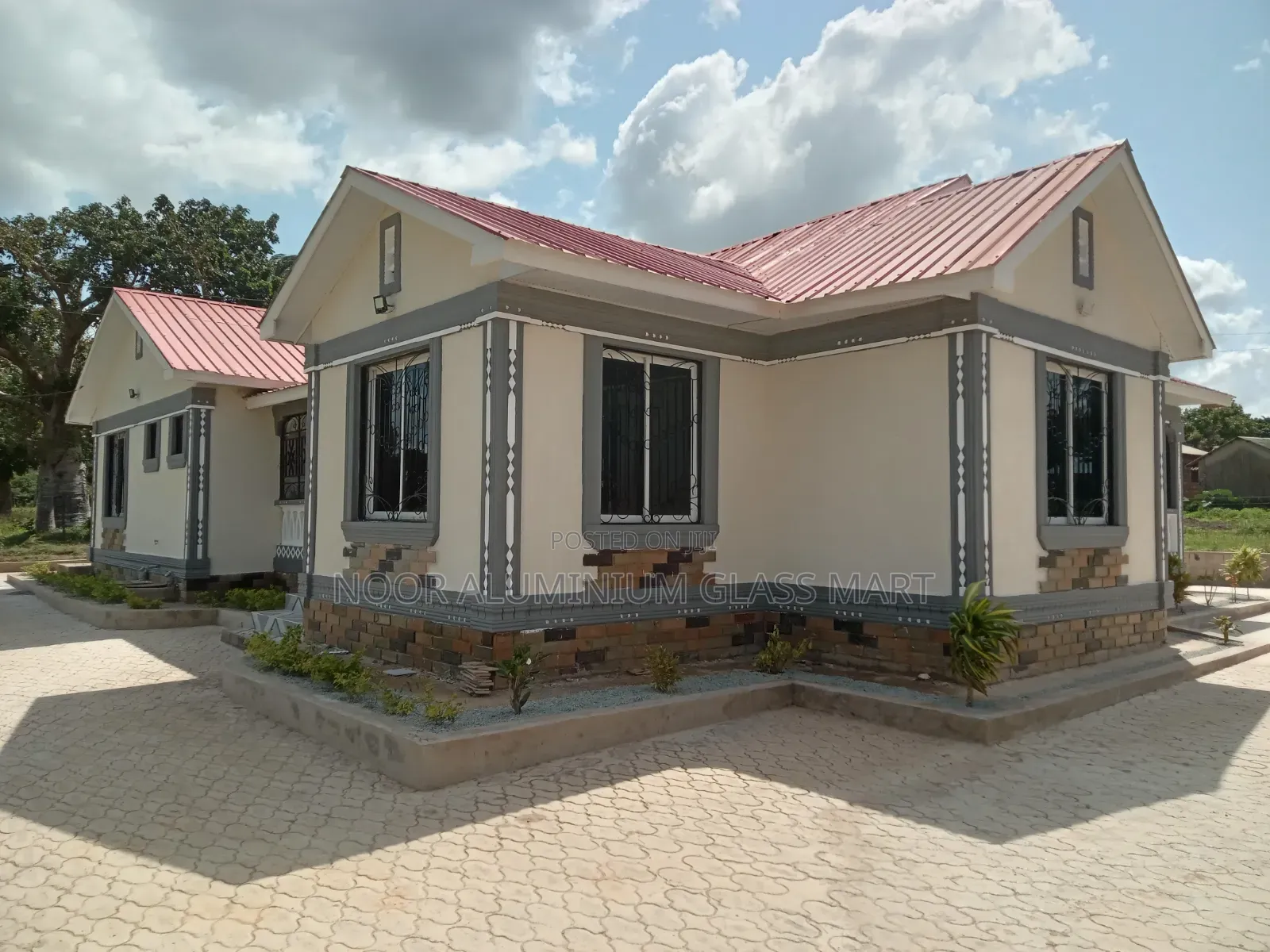 Aluminium Windows / Doors