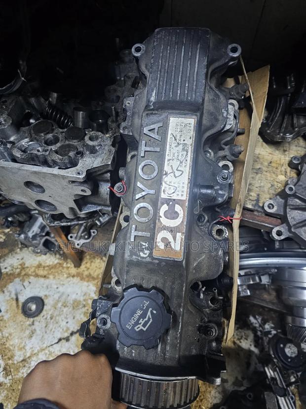 2c Cylinder Head Townace - main view