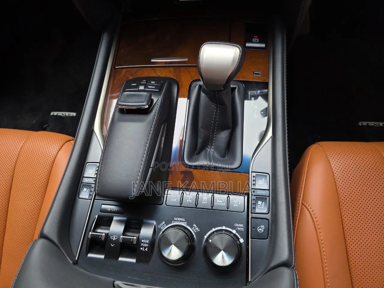 Lexus LX 570 (5 seats) AWD 2019 Pearl