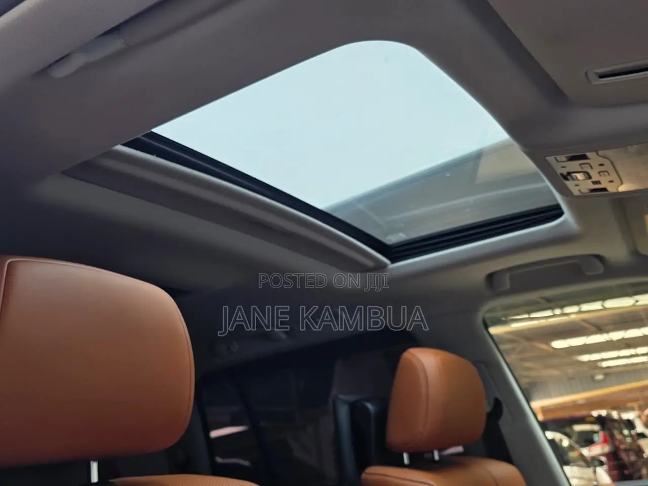 Lexus LX 570 (5 seats) AWD 2019 Pearl