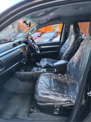 Toyota Hilux Revo Double Cab Deisel 2.4 RWD 2020 Black