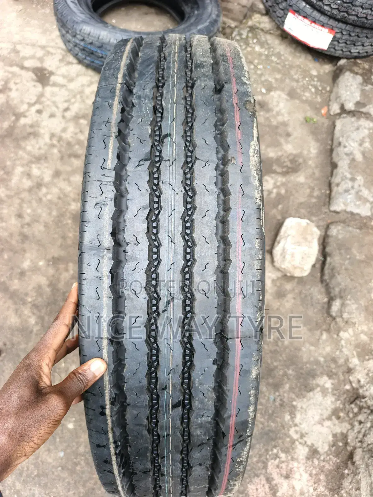 9.5r17.5 Brigestone