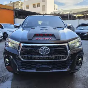 Toyota Hilux Revo Double Cab Deisel 2.4 RWD 2020 Black
