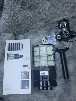 4g Sim Solar CCTV Street Light Camera PTZ Rotating Triple Lens System