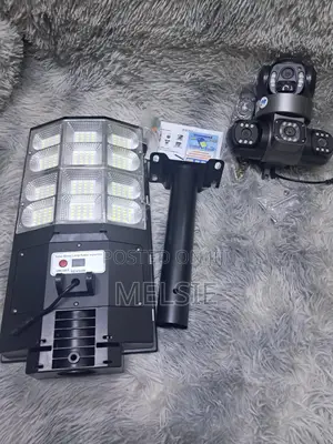 High Definition Triple Lens 4g Solar Security Camera