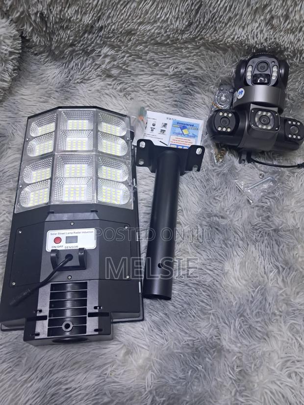 High Definition Triple Lens 4g Solar Security Camera