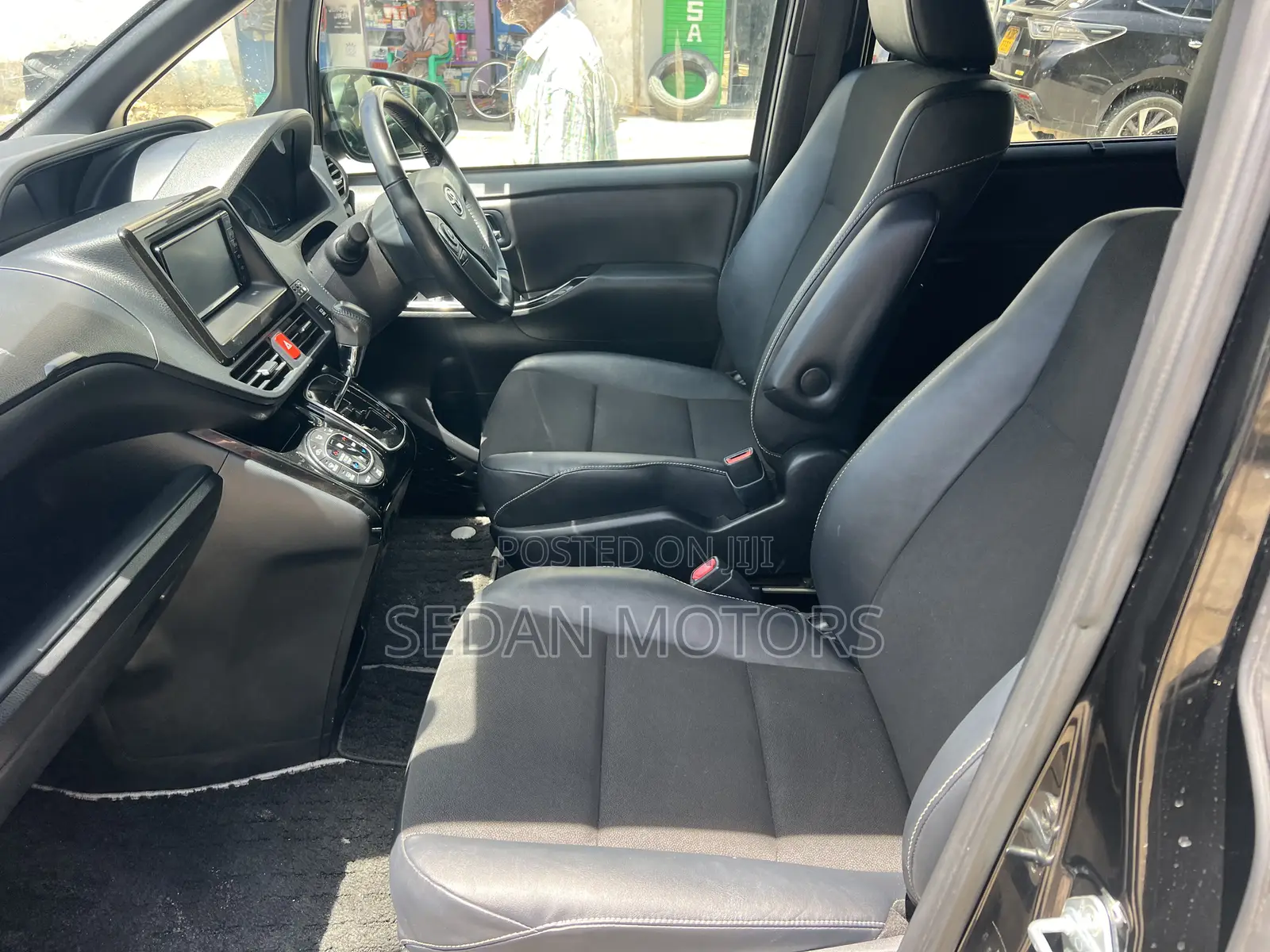 Toyota Noah 2019 Matt Black