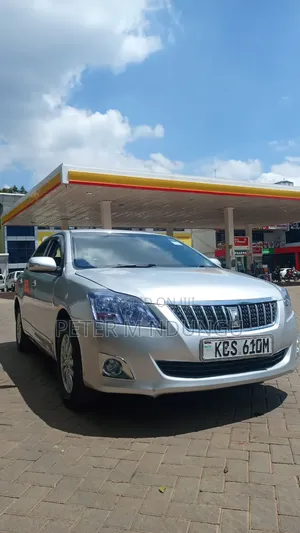 Toyota Premio 2012 Silver