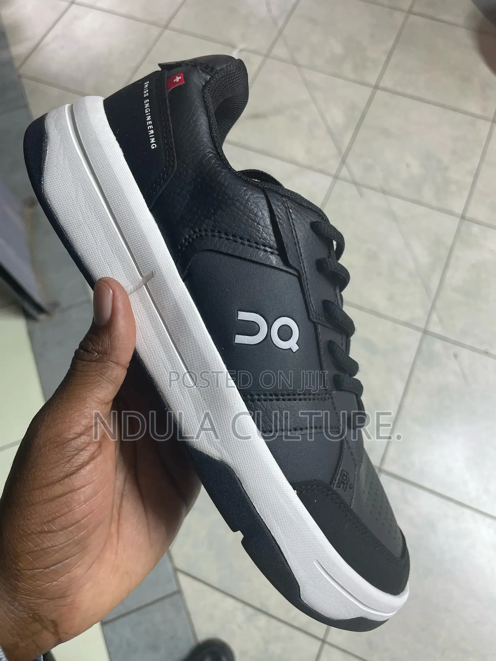 On Cloud Roger Federer Clubhouse Sneakers