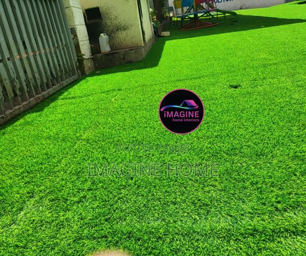 Green Grass Carpet Floor Decoration - main view