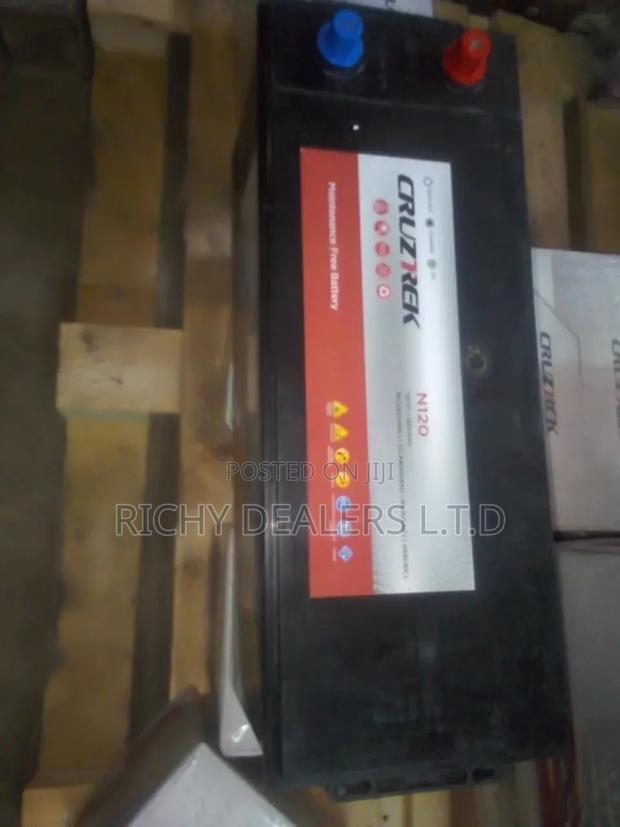 N120/120ah Battery - main view