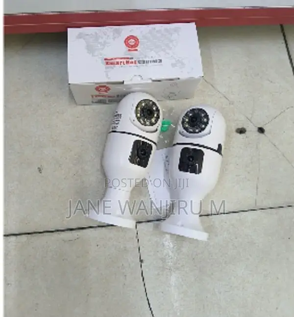Cost Friendly Dual Lens PTZ (Pan-Tilt-Zoom) Bulb Wifi Camera