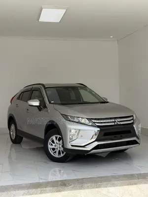 Mitsubishi Eclipse 2019 Silver