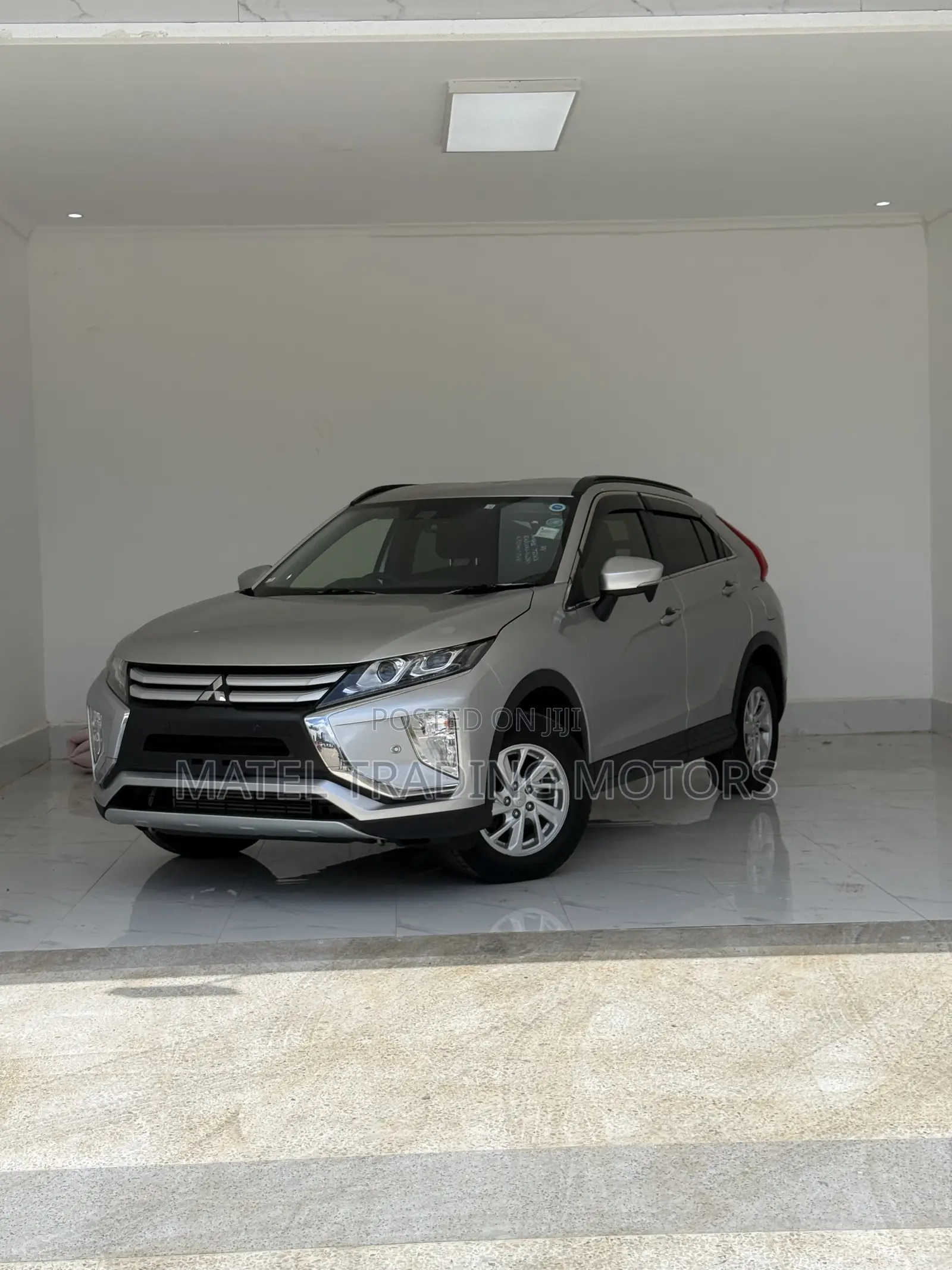 Mitsubishi Eclipse 2019 Silver
