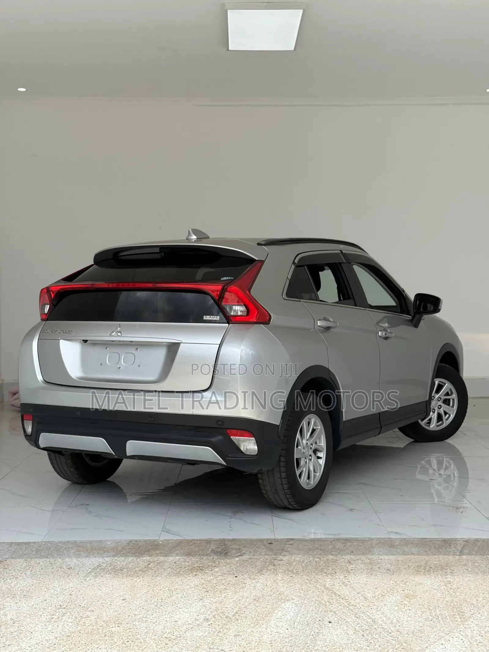 Mitsubishi Eclipse 2019 Silver