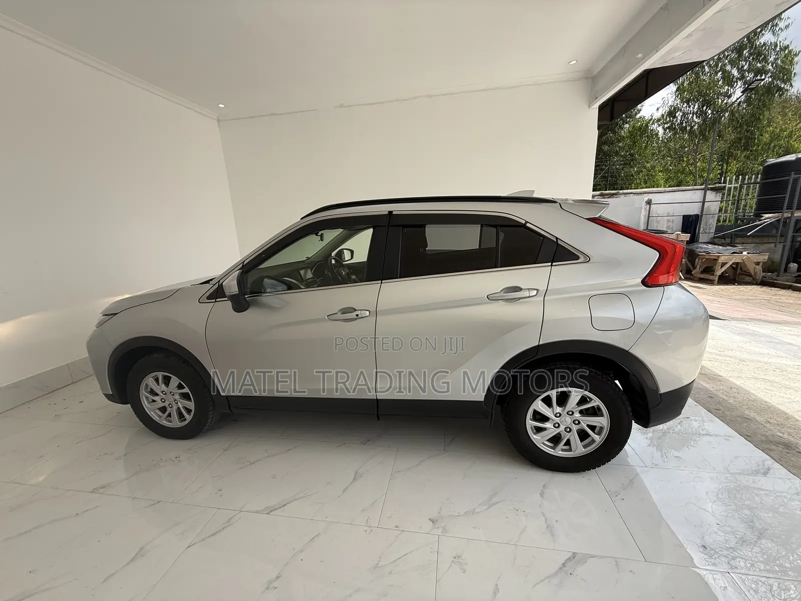 Mitsubishi Eclipse 2019 Silver