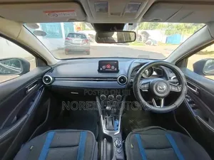 Mazda 2 2019