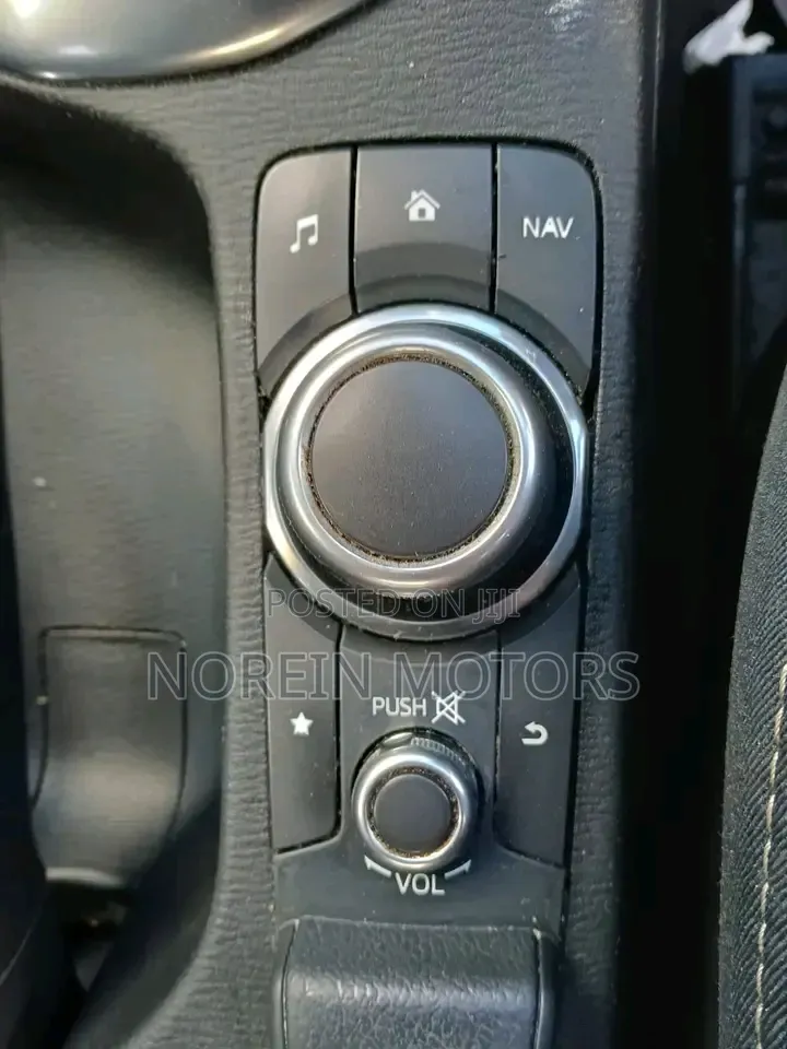 Mazda 2 2019