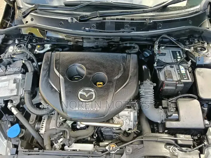 Mazda 2 2019