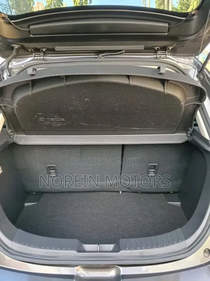 Mazda 2 2019