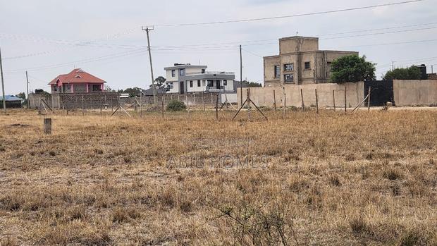 Juja Mastore 50x100 Plot – Ready Title – 2.8m