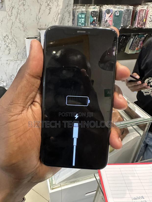 Apple iPhone 11 Pro 256 GB Black - thumbnail 2