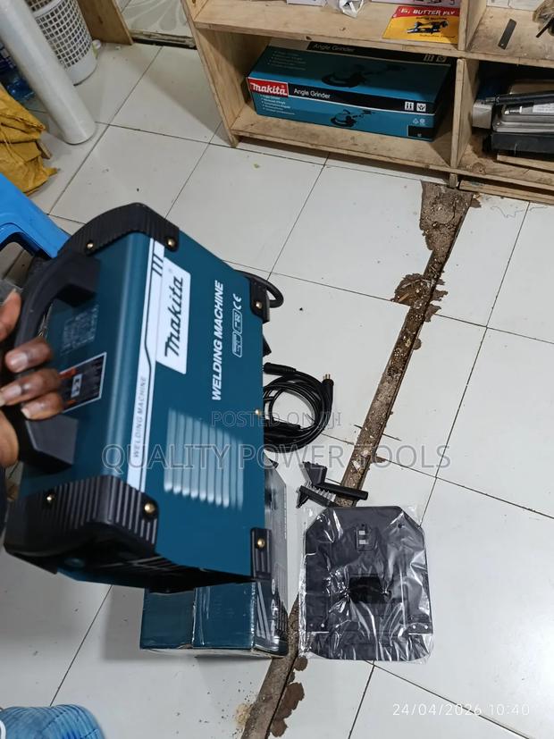 Makita 500 Welding Machine - thumbnail 2