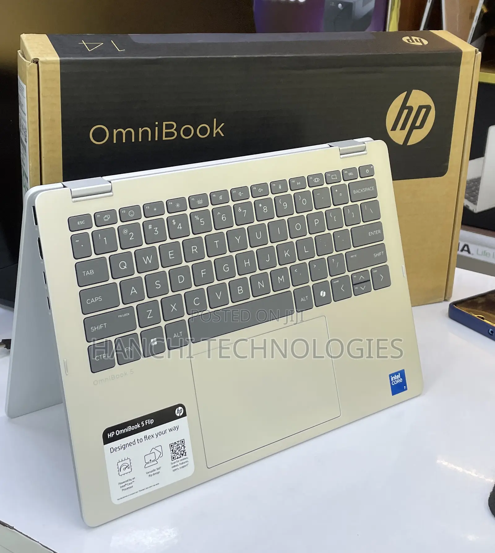 New Laptop HP OmniBook 5 Flip 16GB Intel Core 7 SSD 512GB