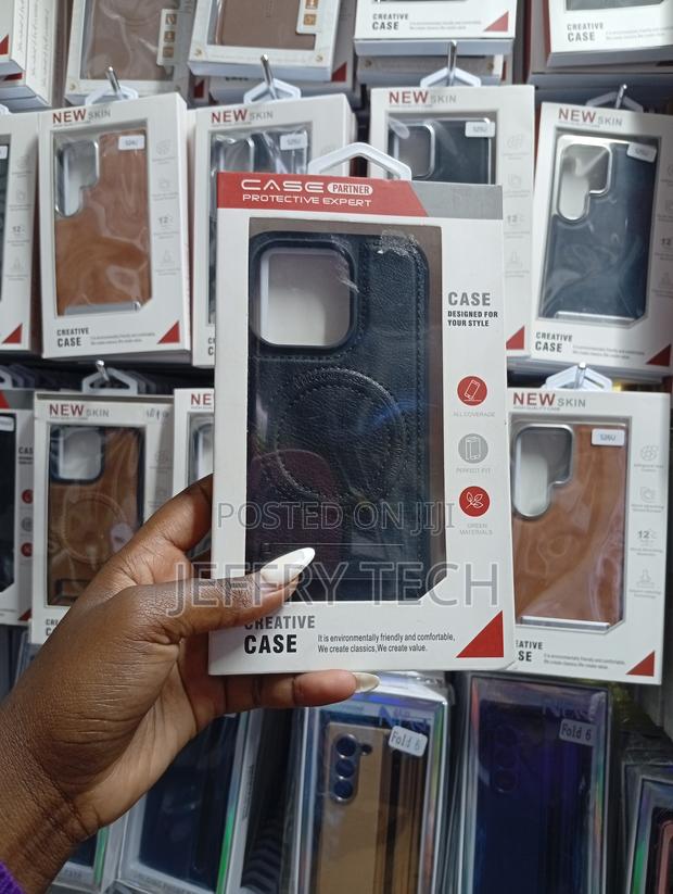 iPhone 16 Pro Max Case Designed With a Magnetic Ring