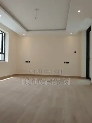 4bdrm Duplex in Spring Valley for rent
