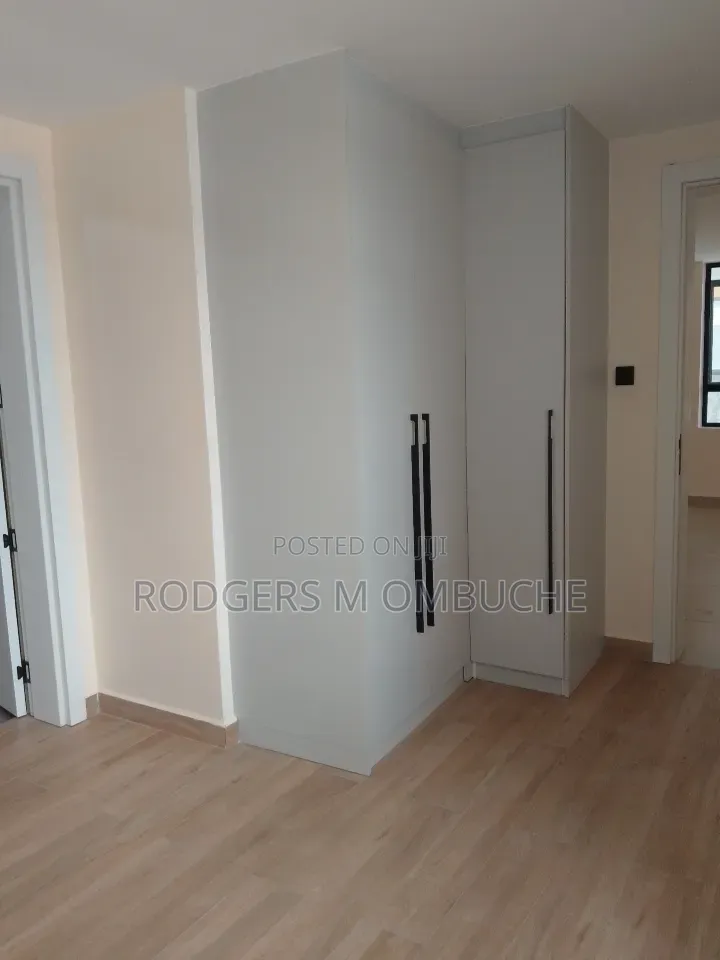 4bdrm Duplex in Spring Valley for rent