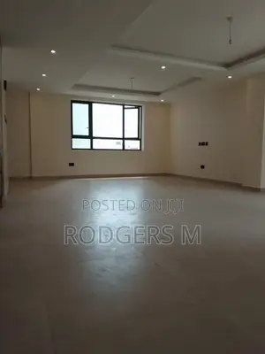 4bdrm Duplex in Spring Valley for rent