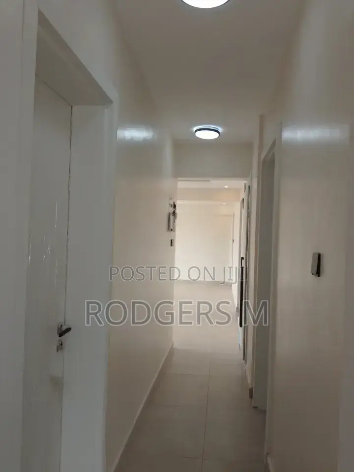 4bdrm Duplex in Spring Valley for rent