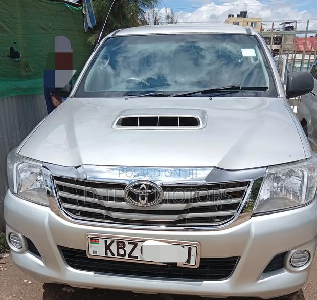 Isuzu Hillux