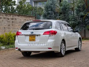 Subaru Legacy 2010 White