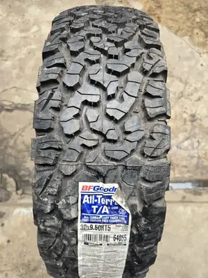 30x9.50 R15 Bf Goodrich Tyres (All Terrein)U.S.A.