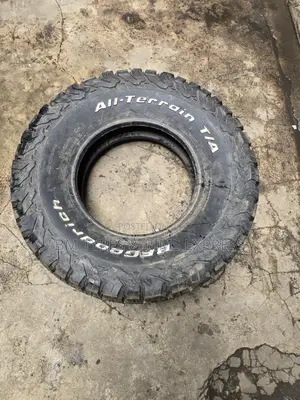 30x9.50 R15 Bf Goodrich Tyres (All Terrein)U.S.A.