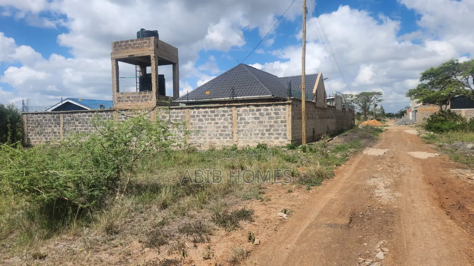 Thika Jomoko Land for Sale – Behind Tibs College