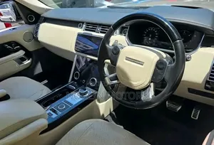 Land Rover Range Rover Vogue 2019 Gold